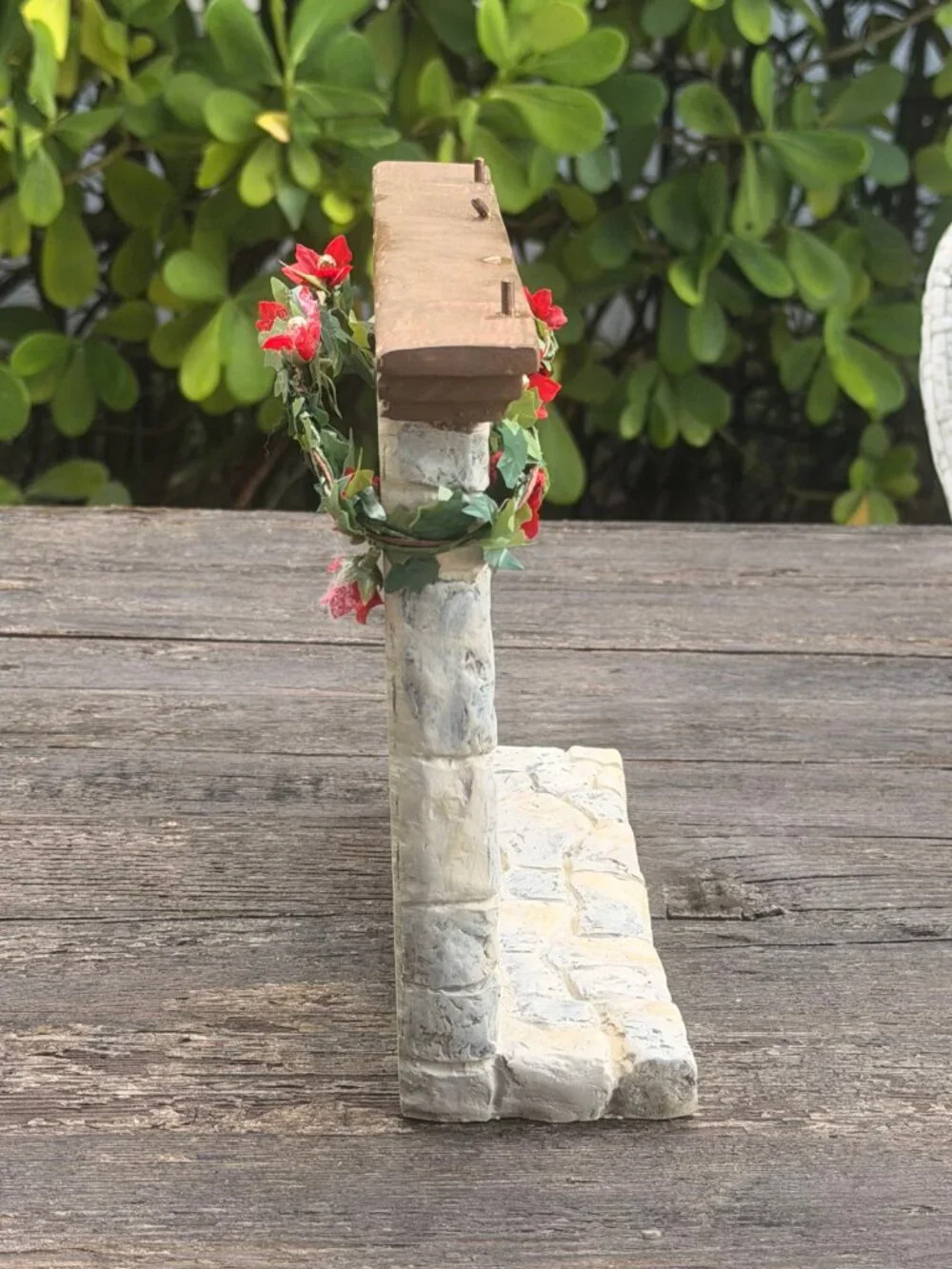 RARE Zim's The Elves Themselves Stone Fireplace Accessory Vintage Display Scene